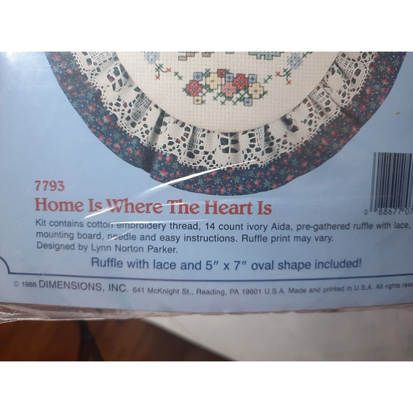 Dimensions Stitchables Counted Cross Stitch Kit Home Is Where The Heart Is 7793 - Picture 4 of 6